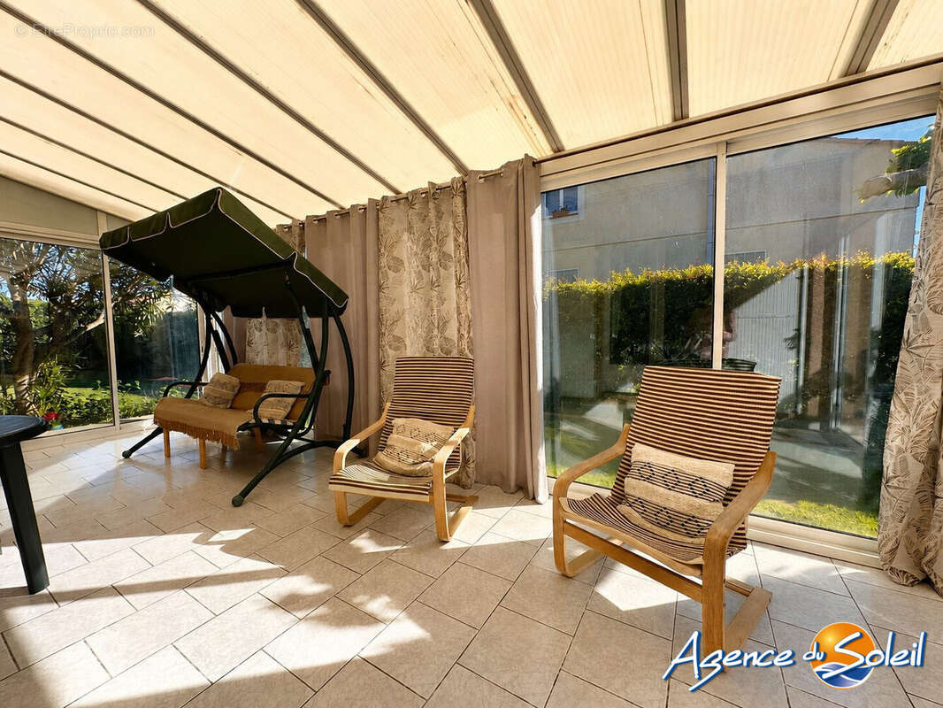 Maison 84 m² à Sainte-Marie  - photo 4