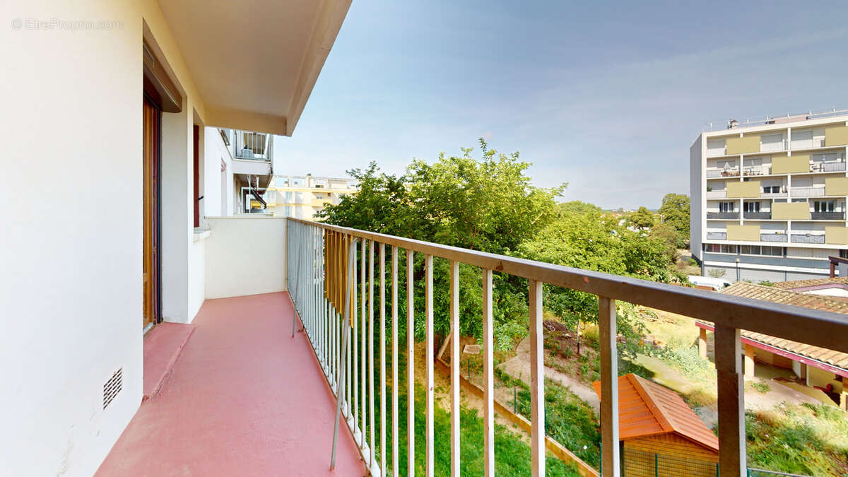 Appartement à COLOMIERS