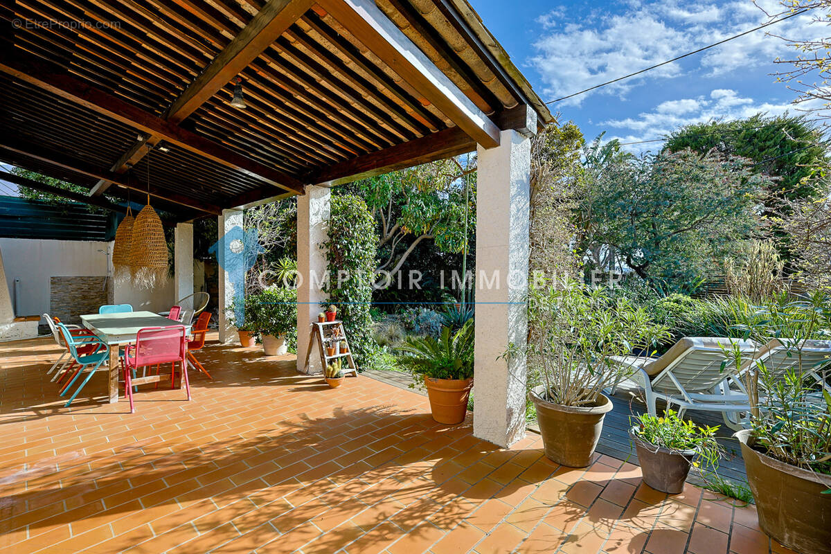 Appartement à LE LAVANDOU
