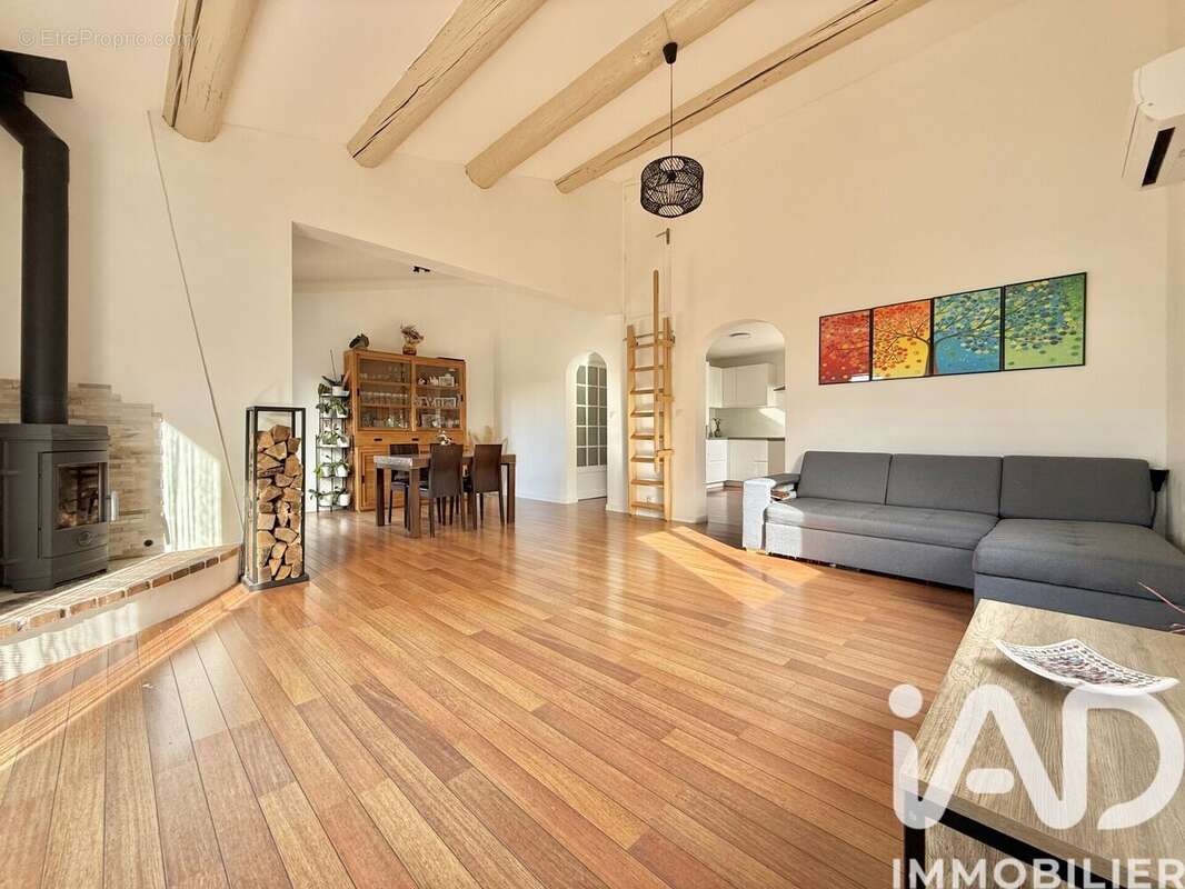 Photo 2 - Maison à CEYRESTE