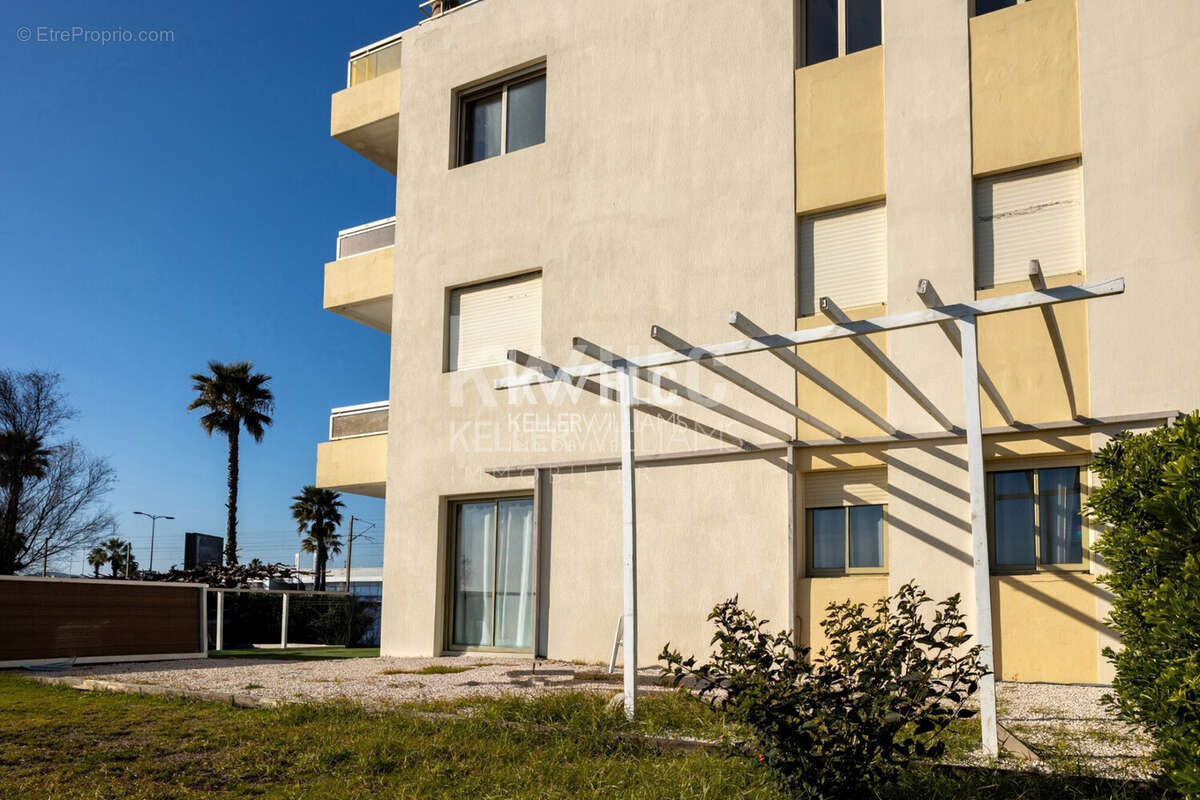 Appartement 37 m² à Villeneuve-Loubet  - photo 4