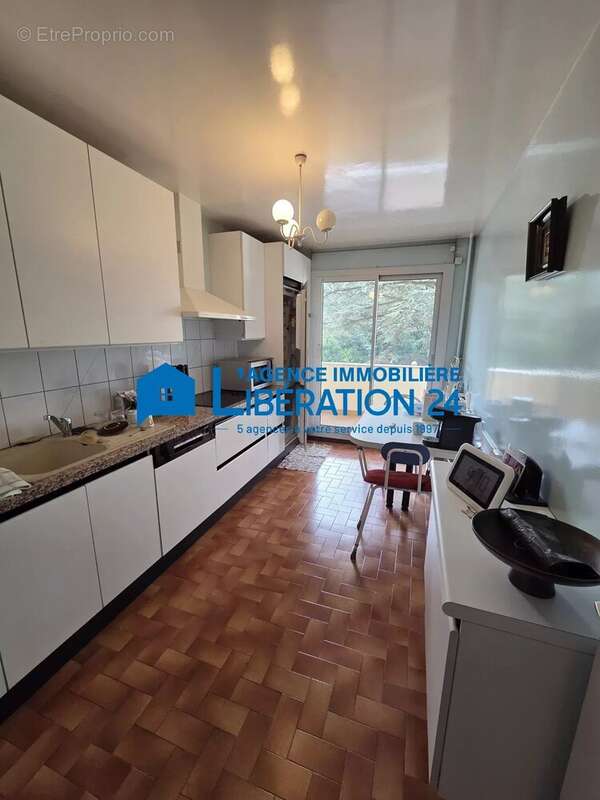 Appartement à SAINT-ETIENNE