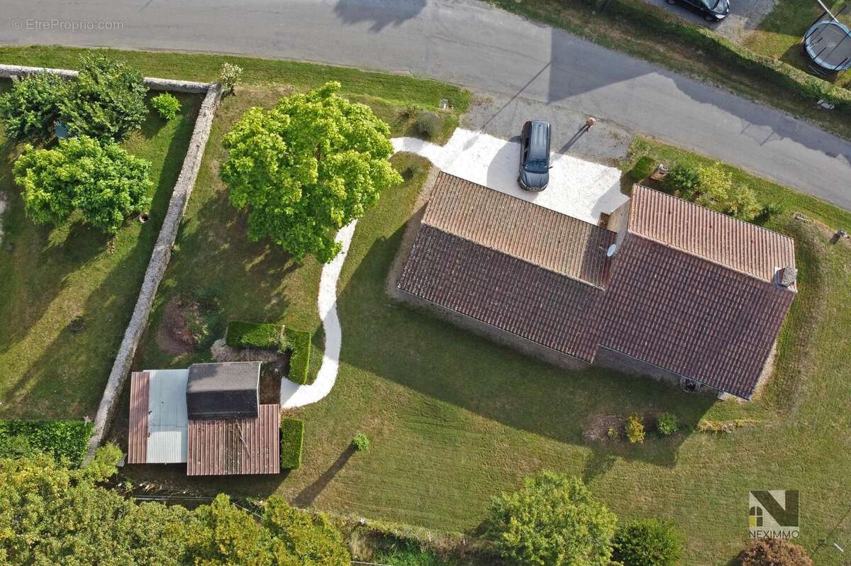 n°2 - Maison à RILHAC-LASTOURS