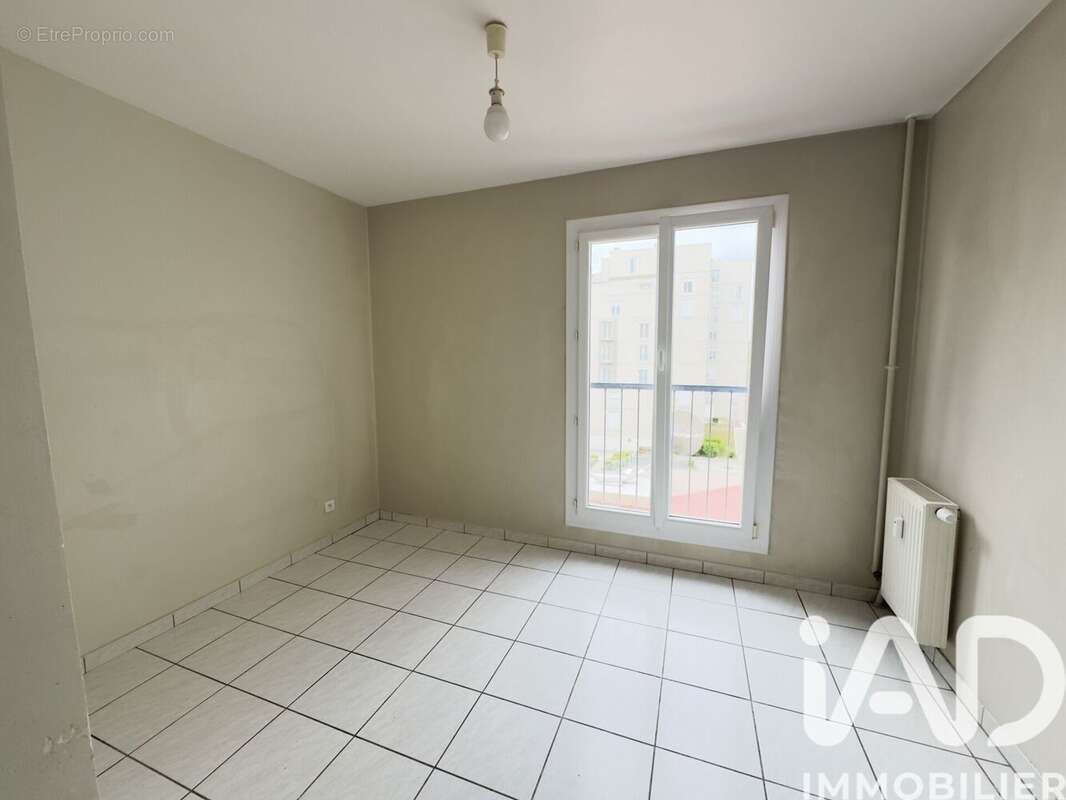Photo 8 - Appartement à DAMMARIE-LES-LYS
