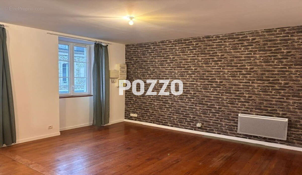 Appartement à BALLEROY