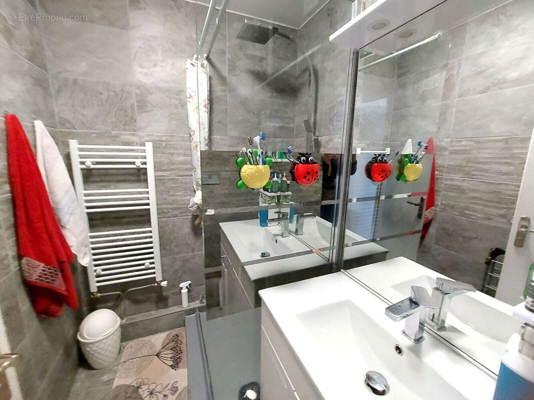 Ancely appartement t4 de 77 m² avec cave - photo 4