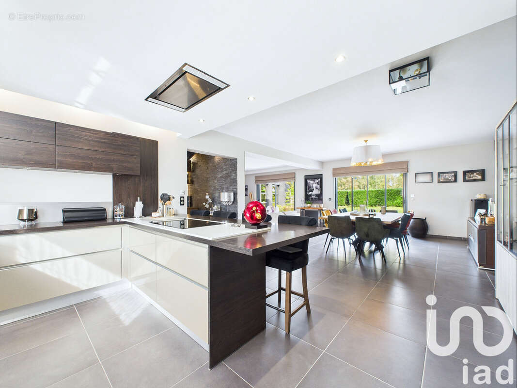 Photo 8 - Maison à ROMBIES-ET-MARCHIPONT