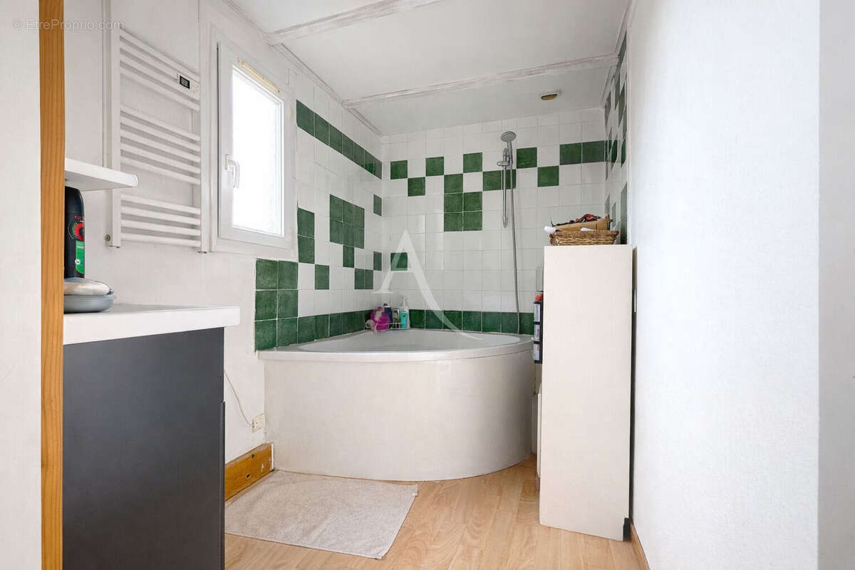 Maison à LE CHATELET-EN-BRIE