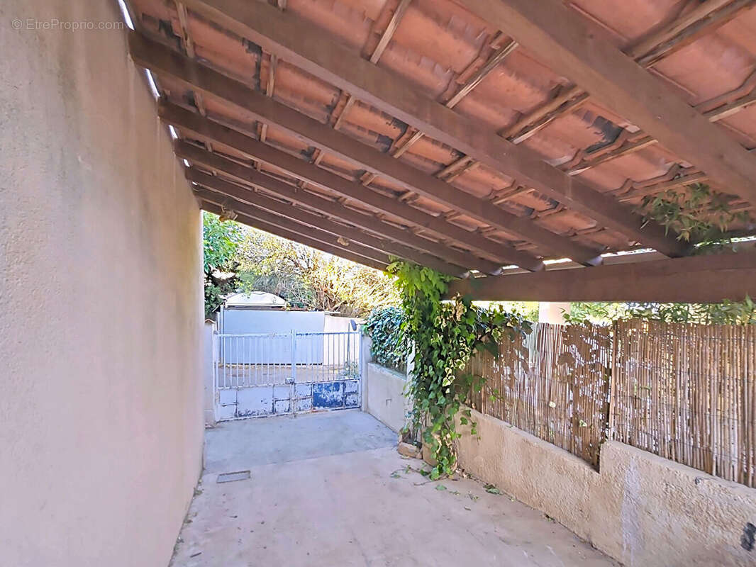 Maison à ROCHEFORT-DU-GARD