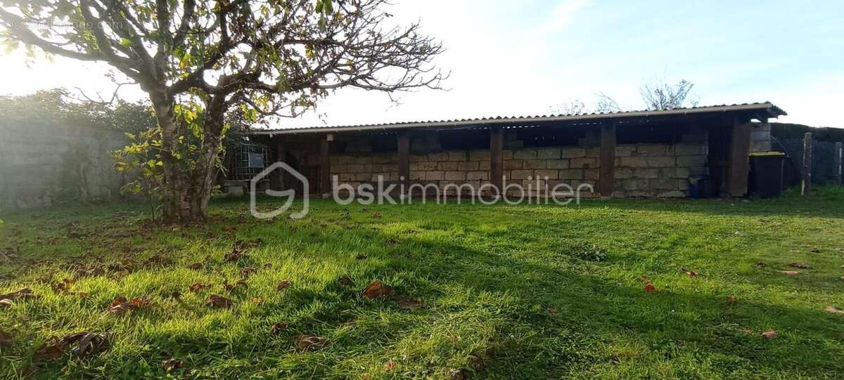 Maison à SABLONS
