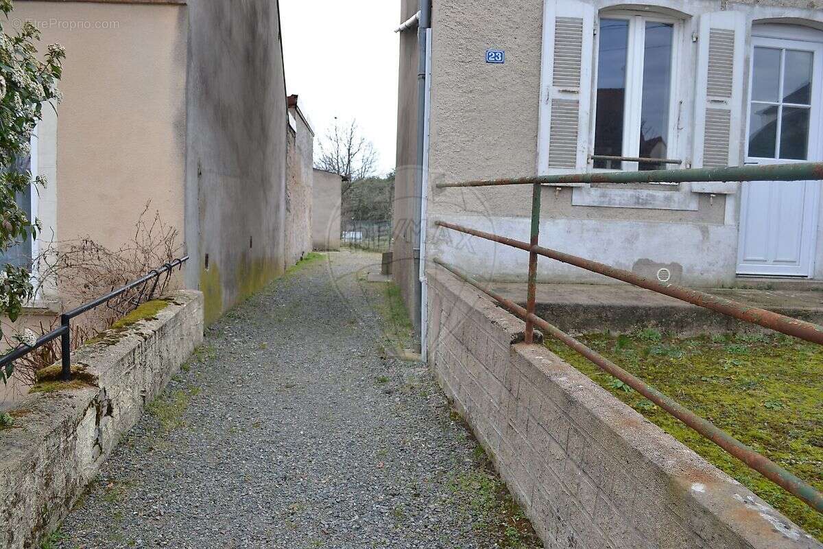 Maison à FOURS