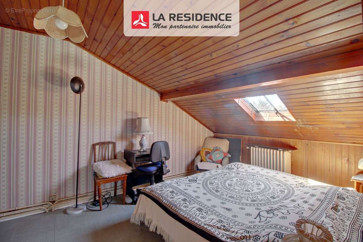 Maison 121 m² à Acheres  - photo 9