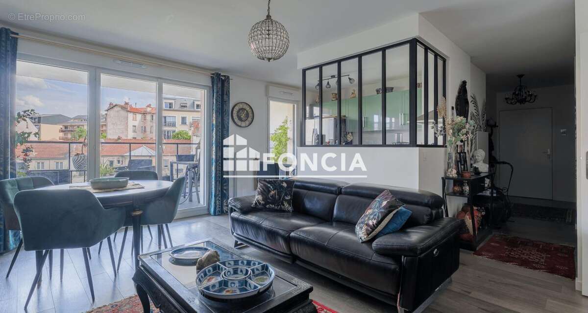 Résidence de Prestige – 3 Pièces Lumineux avec Terrasse, Balcon et Box - photo 2