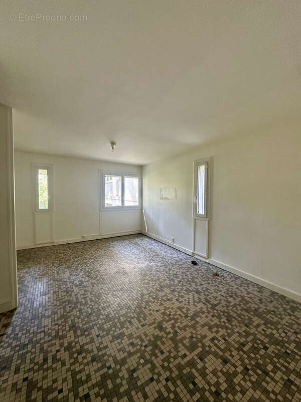 Appartement à LYON-5E