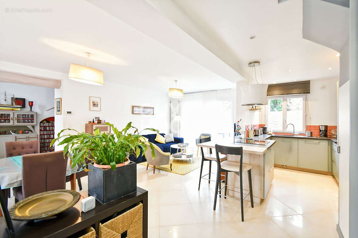 Maison à GRETZ-ARMAINVILLIERS