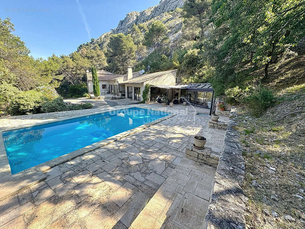 Maison à CHEVAL-BLANC