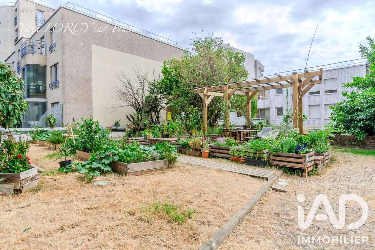 Photo 9 - Appartement à PARIS-18E
