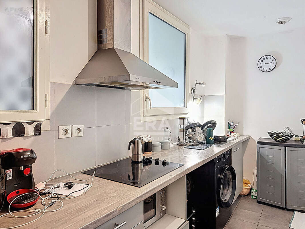 Appartement à MARSEILLE-2E