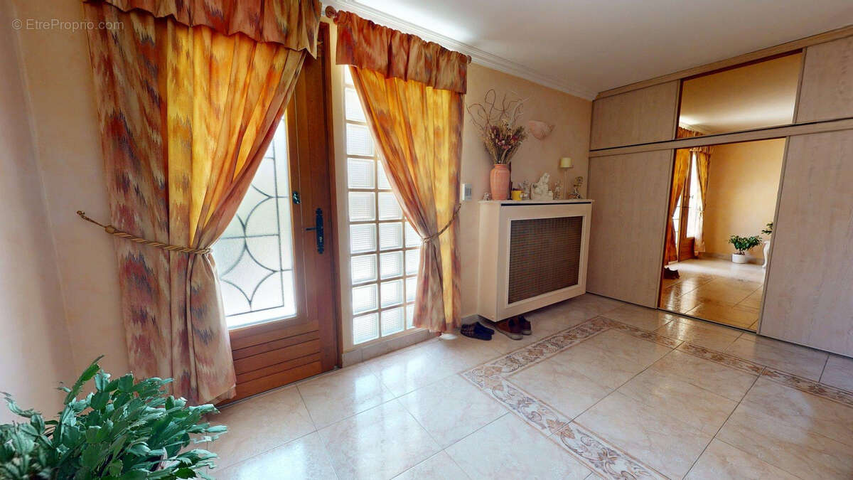 Maison à DRANCY