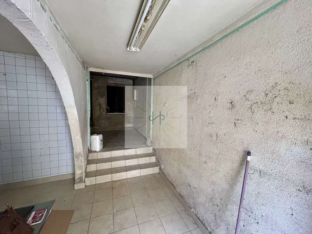 Appartement à VALREAS