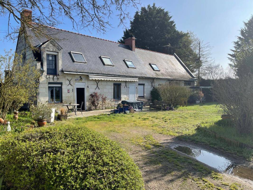Maison à VILLEBERNIER