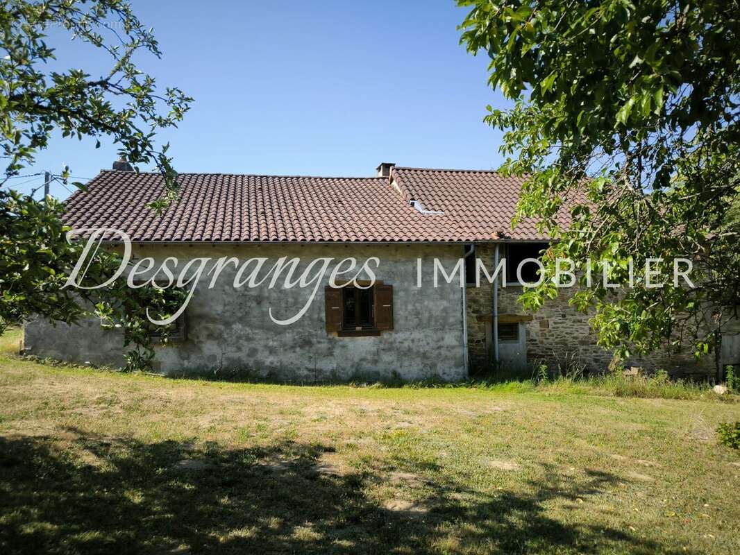 Maison 80 m² à Bussiere-Galant  - photo 4