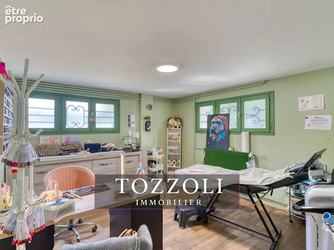 Maison Cremieu 8 pièce(s) 213.45m2 (296.71m² au sol) - photo 15