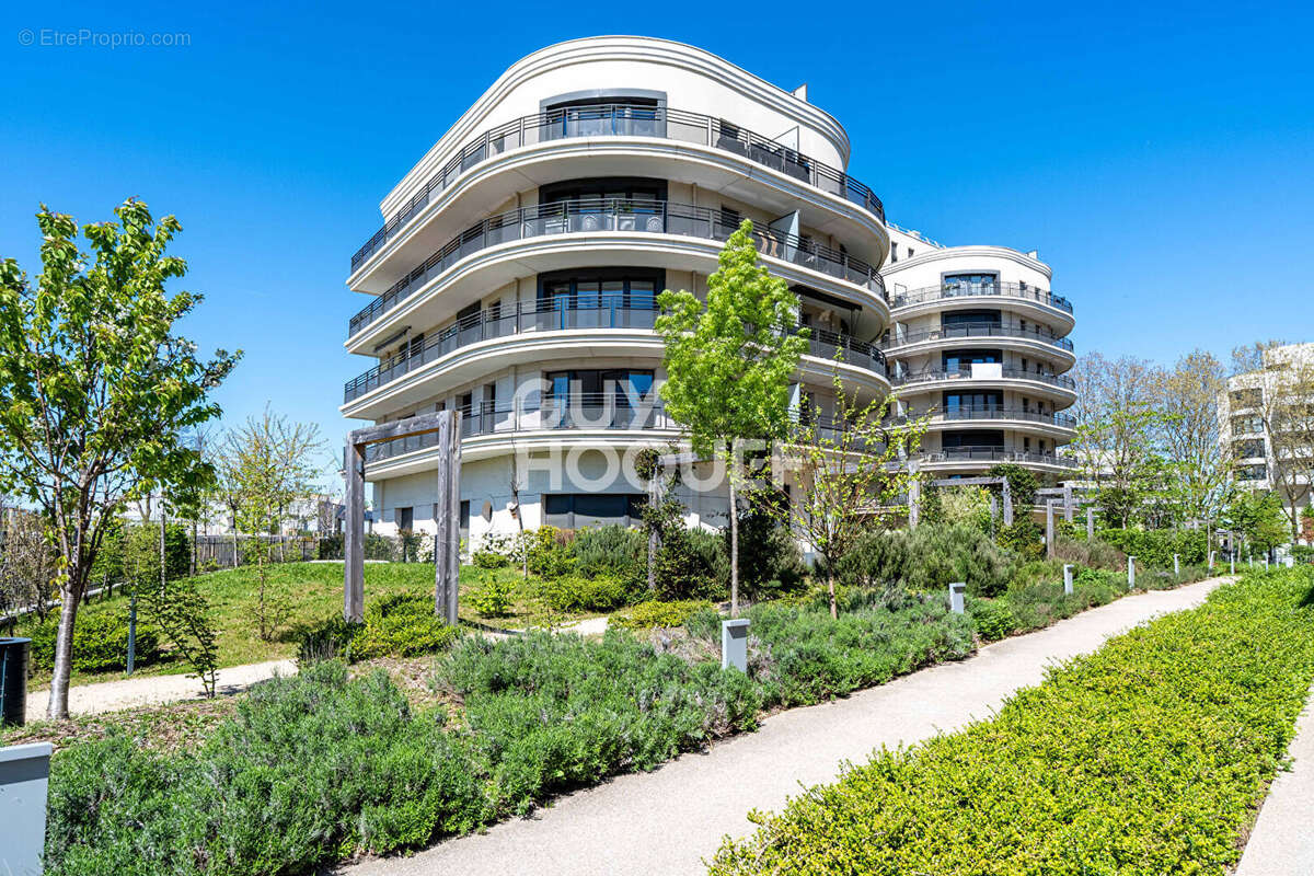 Appartement à COLOMBES