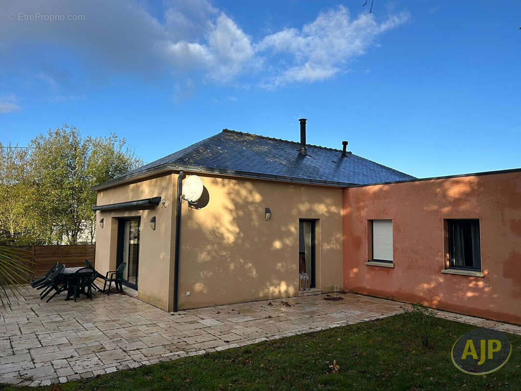 Maison à PLESSE