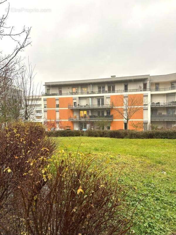 Appartement à SEYNOD