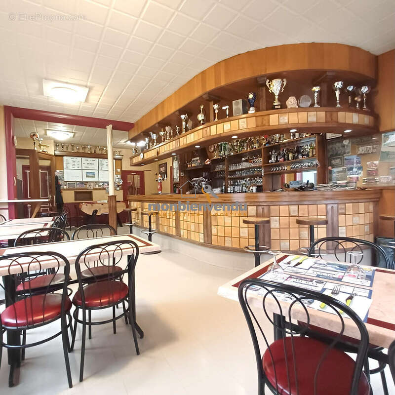 Appartement 232 m² à Vic-Sur-Cere  - photo 5