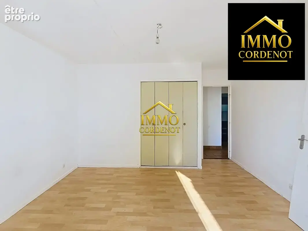 Maison 105 m² à Carqueiranne  - photo 8