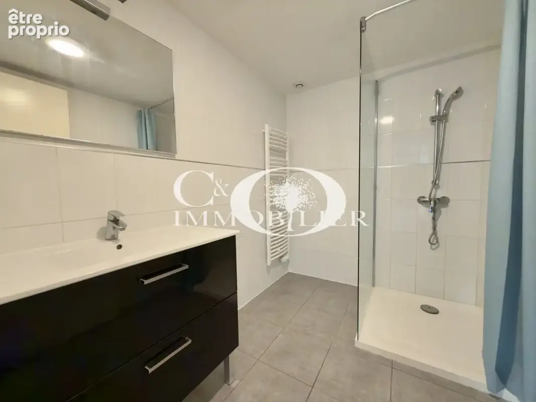 Maison 3 chambres + un bureau - garage et 622 m2 de terrain - photo 11