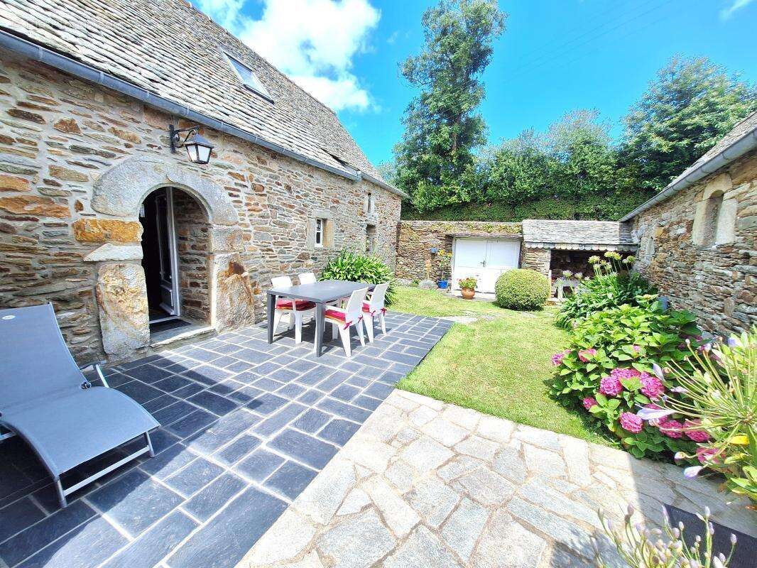 Maison à LOCQUIREC