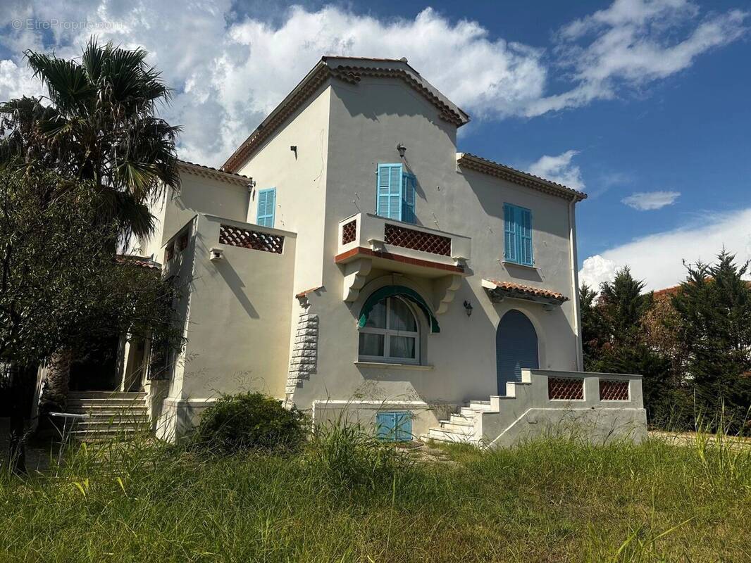 Maison à CAGNES-SUR-MER