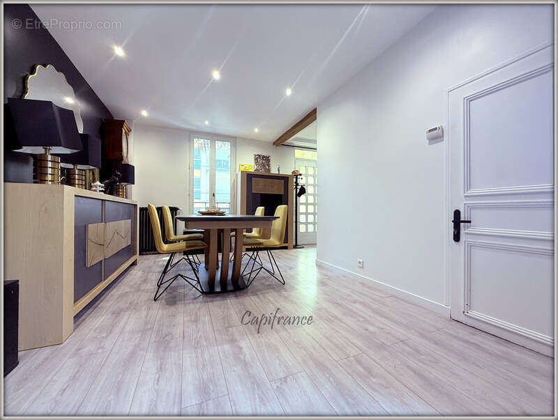 Maison à AULNAY-SOUS-BOIS