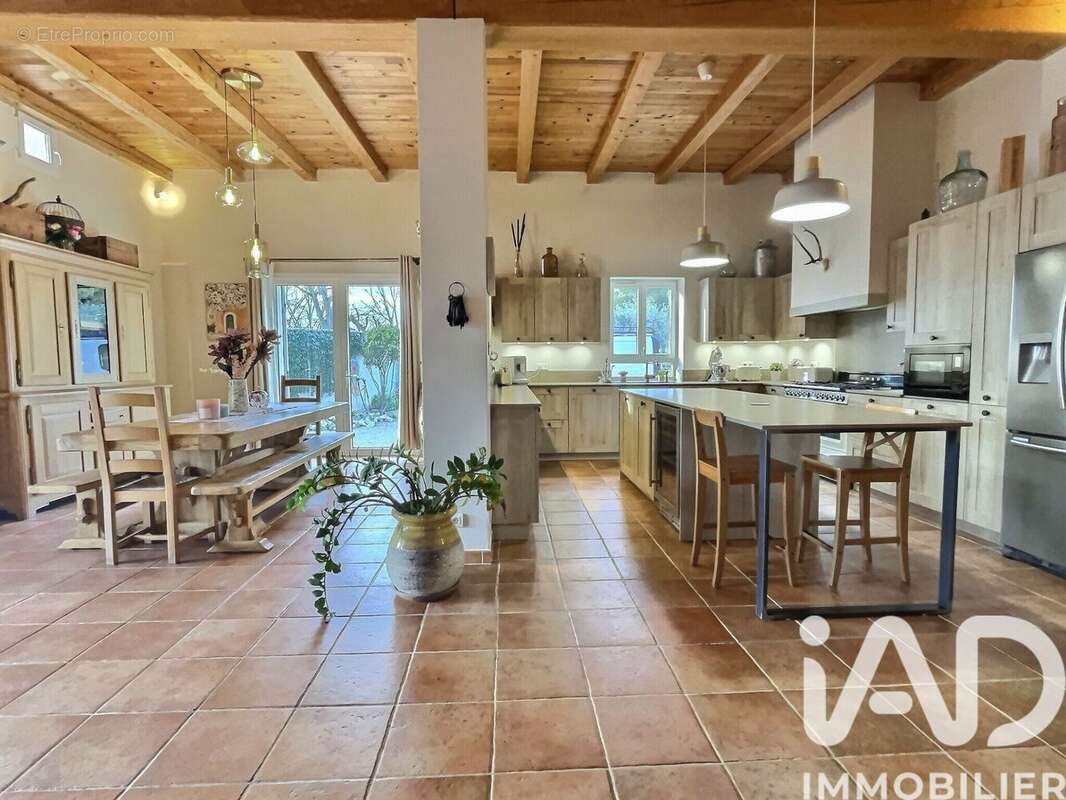 Photo 7 - Maison à SAINT-MARTIN-DE-CRAU