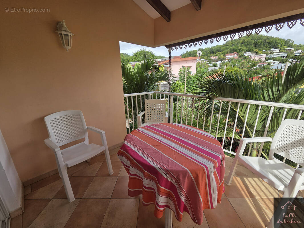 Appartement à LES TROIS-ILETS