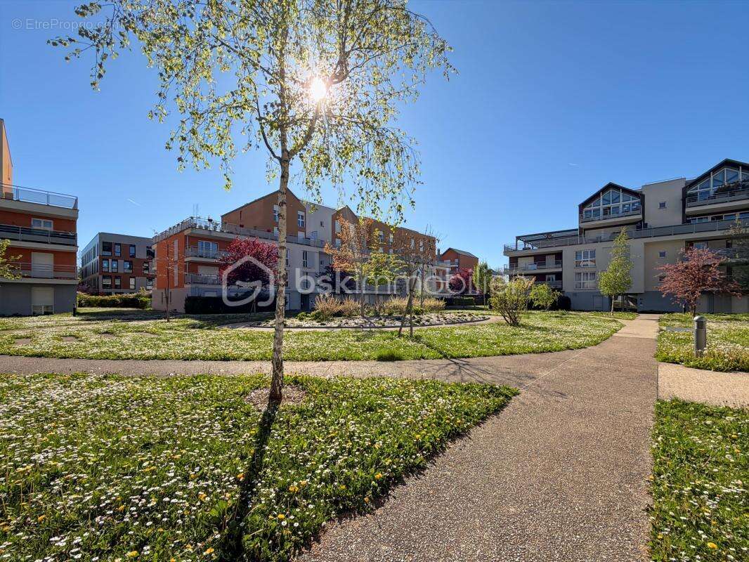 Appartement à LIEUSAINT