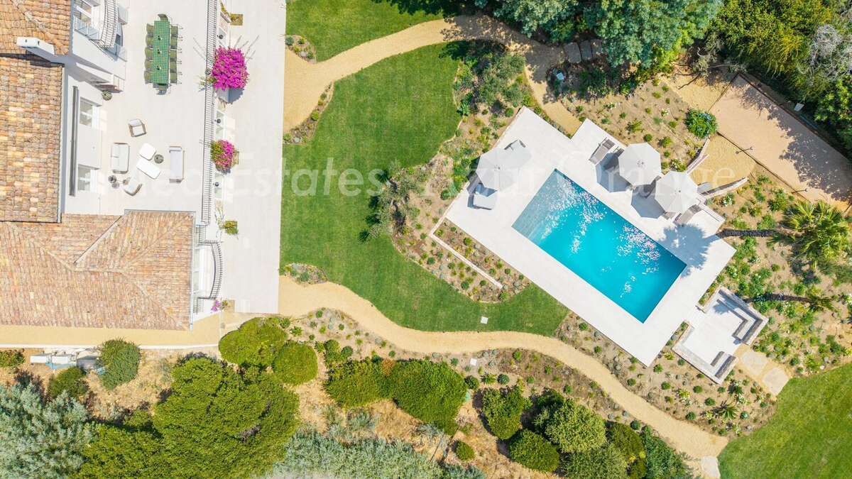 Élégante villa provençale rénovée avec vue mer – Domaine privé à Grimaud - photo 16