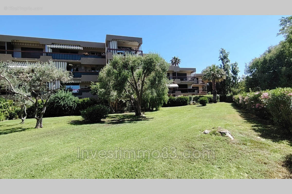 Appartement à LE LAVANDOU