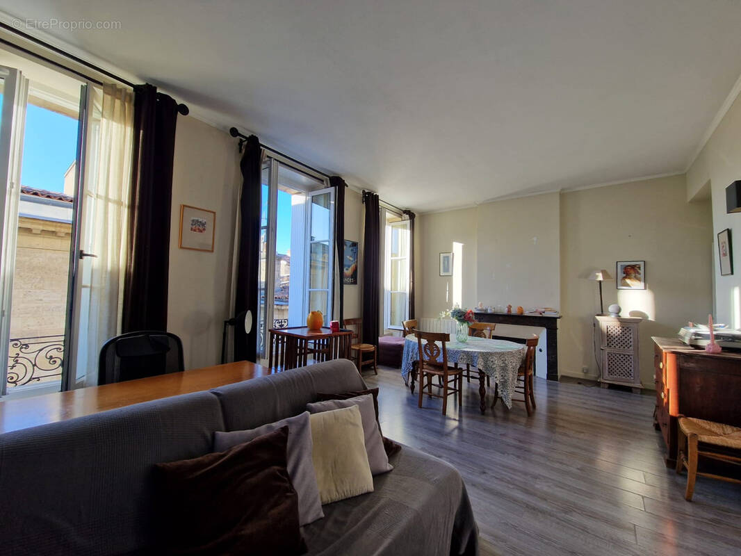 Appartement à BORDEAUX