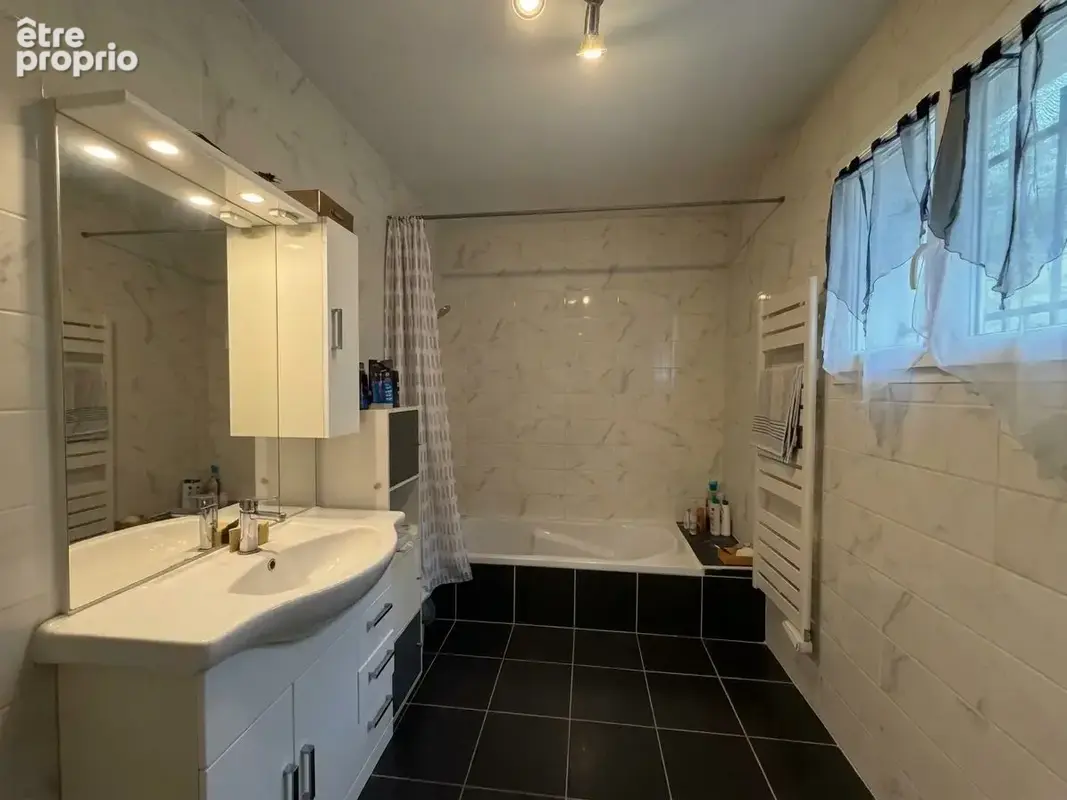 Maison 6 pièces 124 m² à vendre à Marcilloles (38260) - photo 9