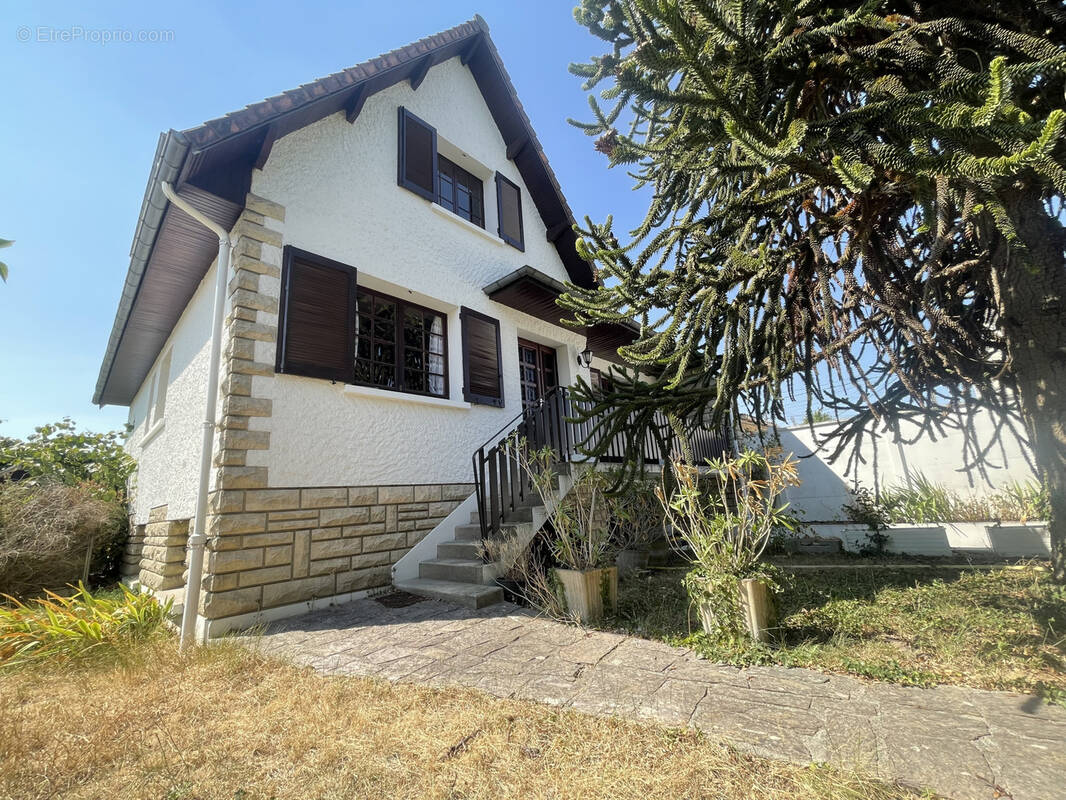 Maison à MITRY-MORY
