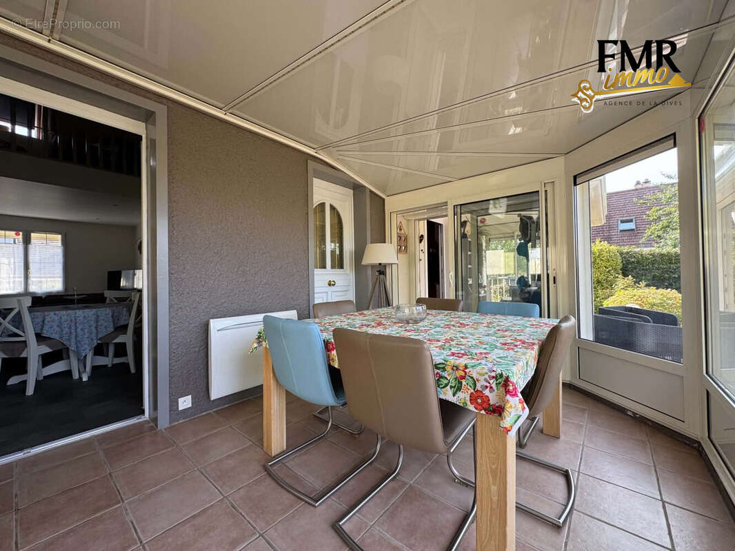Maison 140 m² à Cesny-Aux-Vignes  - photo 4