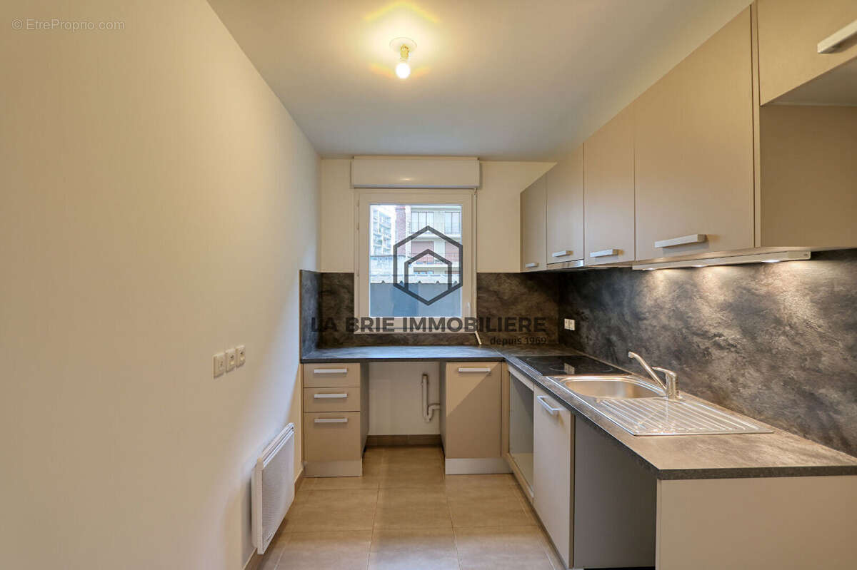 Appartement à VIRY-CHATILLON