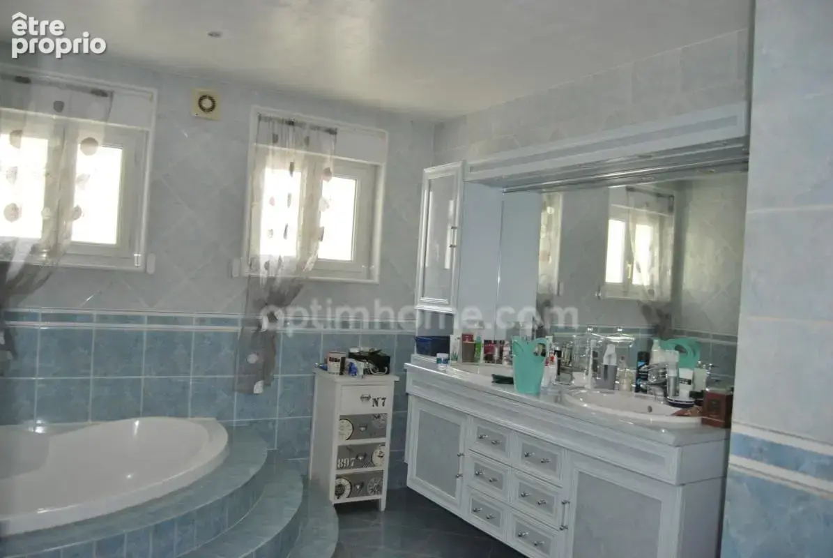 Maison en pierre de 120m2 à 5 minutes du bourg de BRIE et de CHAMPNIERS (16) - photo 8