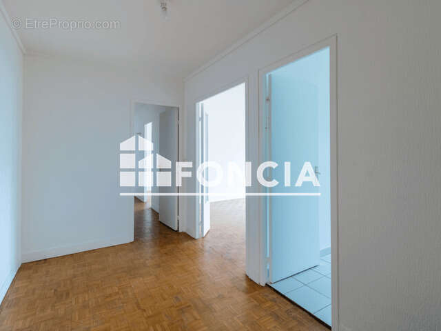 Appartement à VERSAILLES