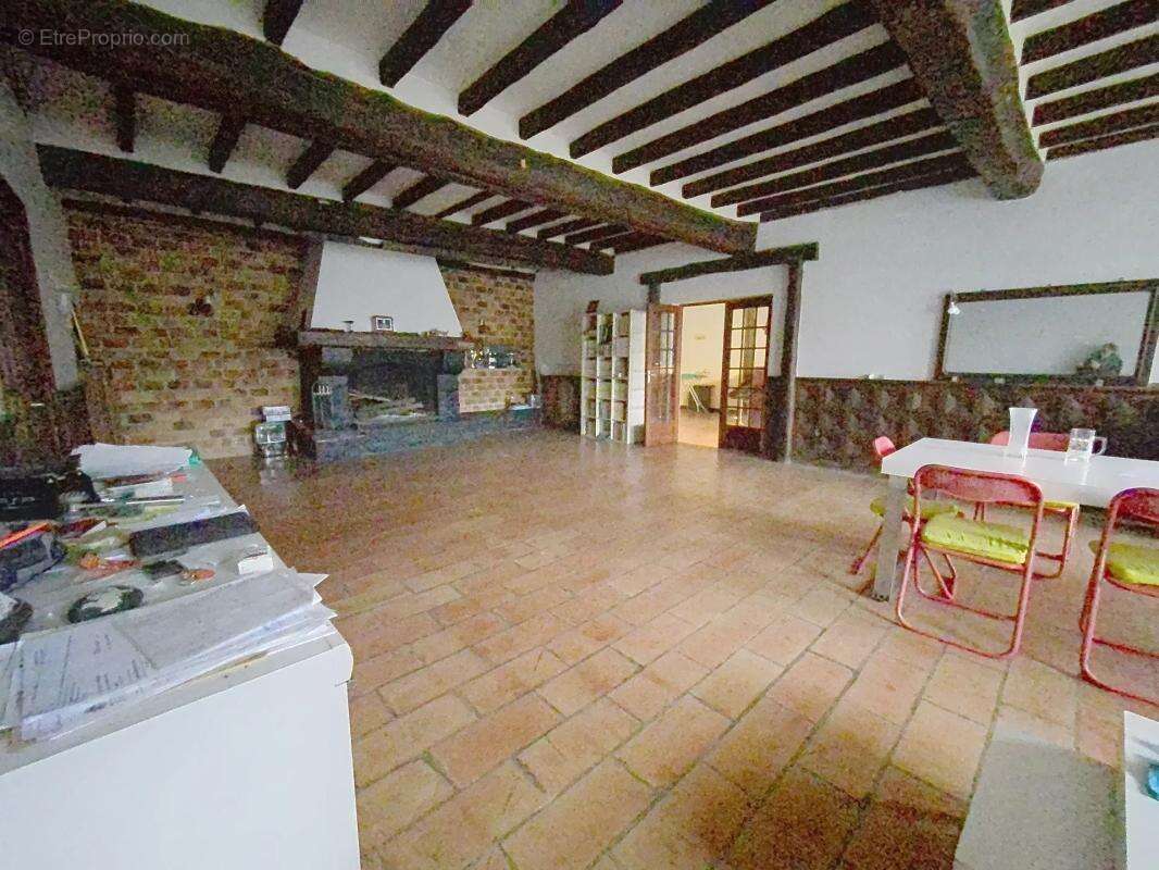 Maison à MELZ-SUR-SEINE