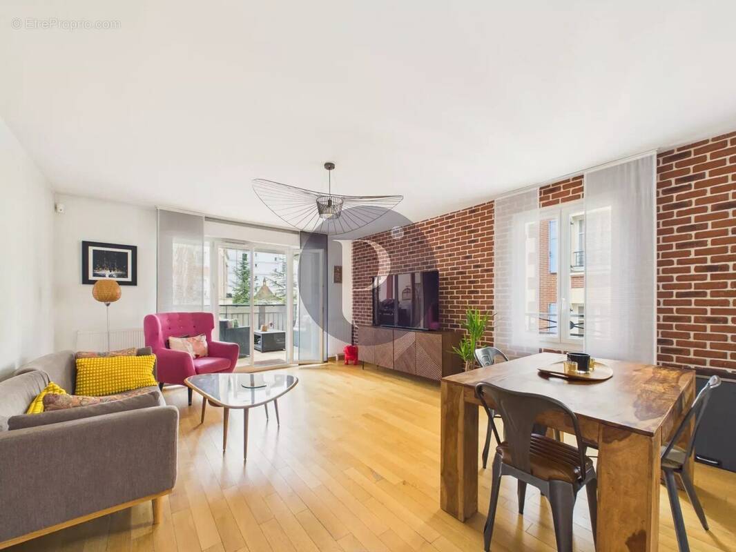 Appartement à LE PLESSIS-ROBINSON